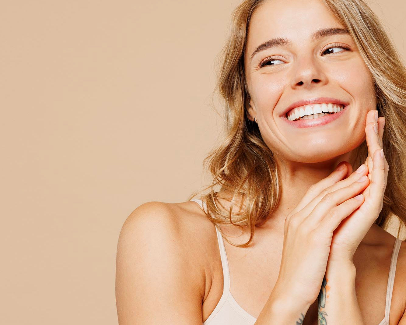 Dev Leke Dosyası-2:  Cilt Lekeleri Neden Oluşur? Her Leke Tipi İçin Etken Madde Kombinasyonları