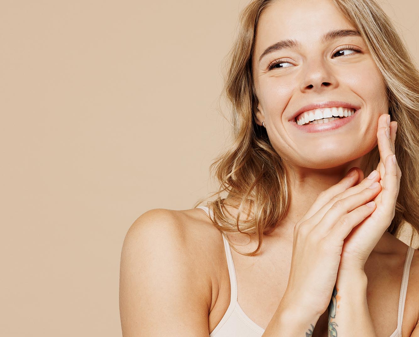 Dev Leke Dosyası-2:  Cilt Lekeleri Neden Oluşur? Her Leke Tipi İçin Etken Madde Kombinasyonları